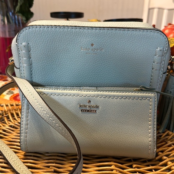 Kate Spade purse and matching wallet - Picture 1 of 7